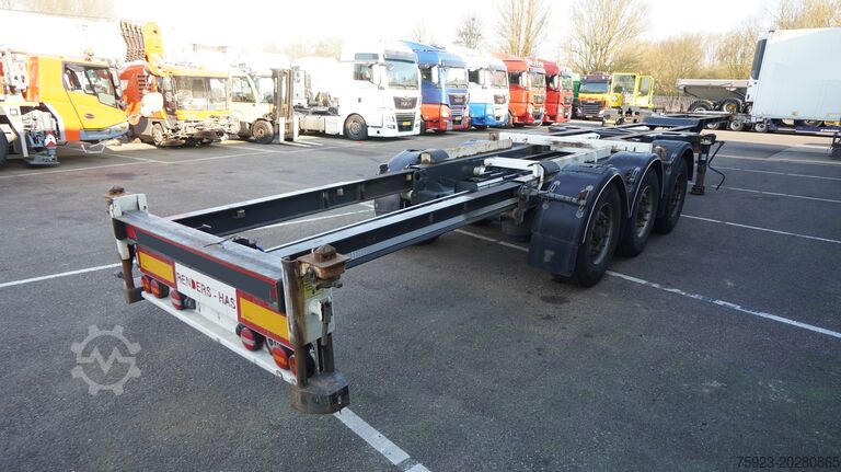 Containertransport Renders 3 AXLE EXTENDABLE CONTAINER TRANSPORT TRAILER
