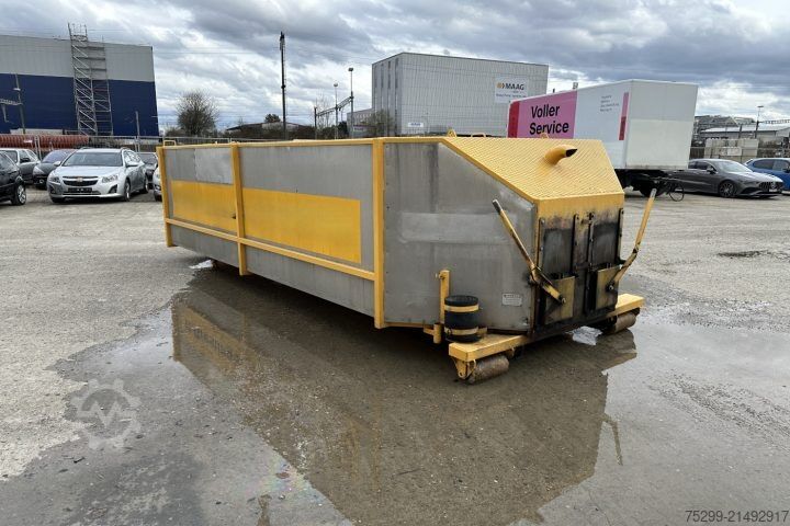 Abrollcontainer  Graber Thermomulden für Hakengerät