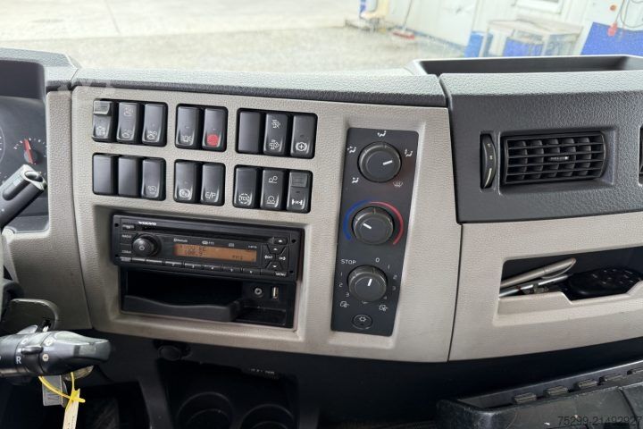 Autokran Volvo FE-320 6x2R Fassi 235 5-Fach