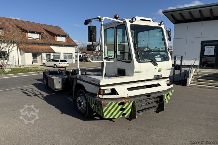 LKW-Fahrgestell  YT222 4x2 Chassis-Kabine / Swiss-Vehicle