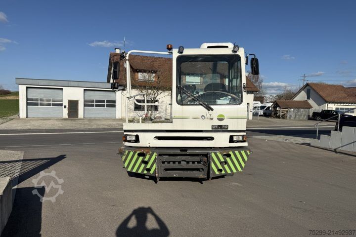 LKW-Fahrgestell  YT222 4x2 Chassis-Kabine / Swiss-Vehicle