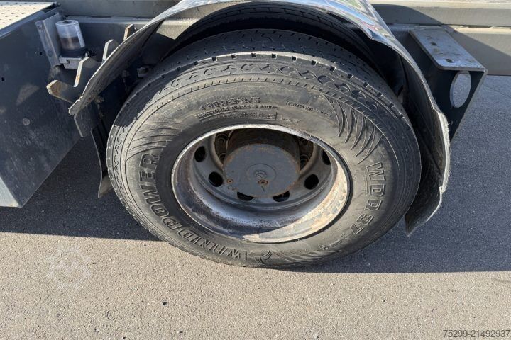 LKW-Fahrgestell  YT222 4x2 Chassis-Kabine / Swiss-Vehicle