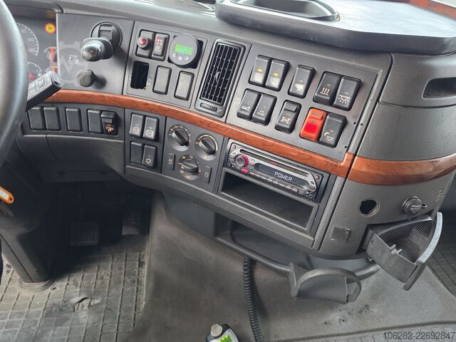 Roll-off tipper truck VOLVO FH-440 8x4 Lift+Lenk HIAB Multilift Blat
