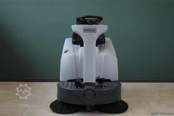 Sweeper Nilfisk Advance SR 1000 P