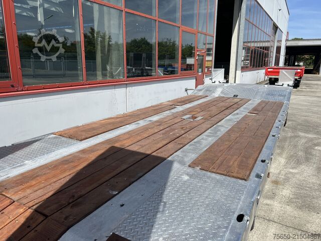 Tieflader Anhänger Möslein T 2 Schwebheim  Neuer 2 Achs Tieflader- Anhänger, Verbreiterung