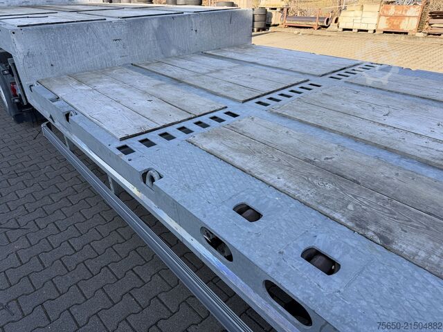 Tieflader-Sattelauflieger Möslein STO 3 Schwebheim  3 Achs Satteltieflader Plato 45 t GGfür Fertigteile, Baumaschinen oder Container