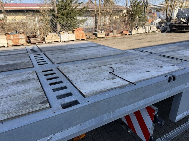 Tieflader-Sattelauflieger Möslein STO 3 Schwebheim  3 Achs Satteltieflader Plato 45 t GGfür Fertigteile, Baumaschinen oder Container
