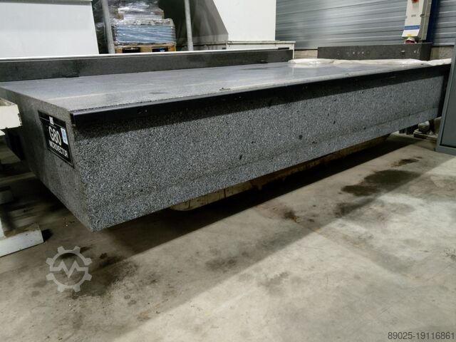 Coordinates measuring machine LK G80