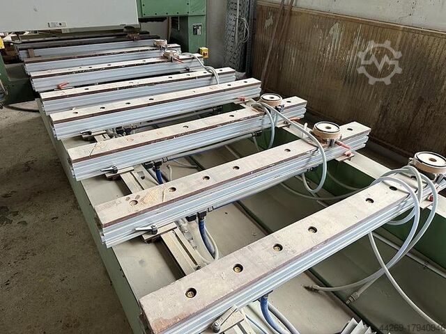 CNC Bearbeitungszentrum MAKA KPF 555 Maka KPF 555