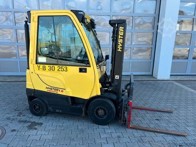 Gabelstapler Hyster H1.6 FT / Verstellgerät / HH: 4.45m / nur 1.299h