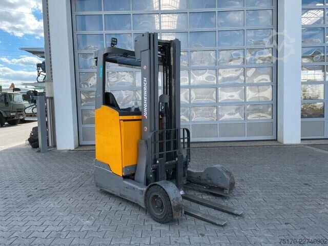 Reachtruck Jungheinrich ETV C16 / Triplex 5.72m / SS / nur 3.022h / 2016