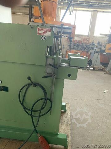 Double spindle milling machine