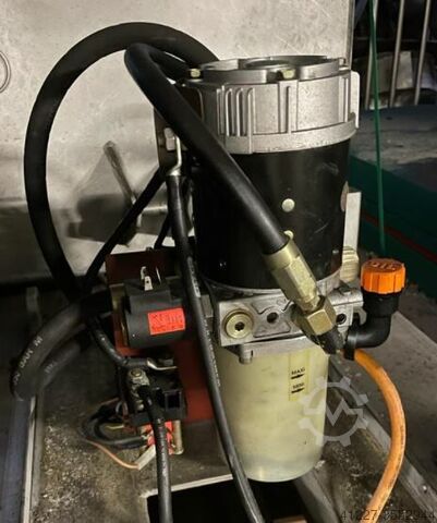 Tipping container as a lifting tipper Bauer hydraulisch kippbar