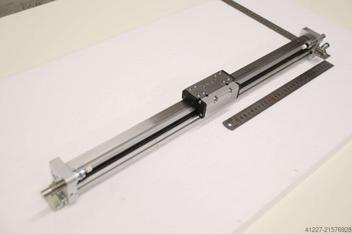 Linearantrieb Festo DGC  Hub 430 mm