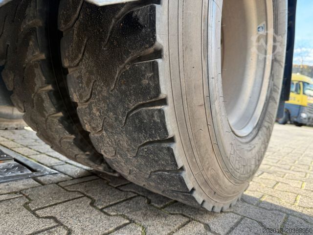 Standard SZM MERCEDES-BENZ ACTROS 1846 4x4 HAD Euro 6 Kipphydraulik