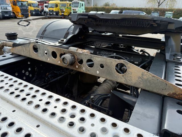 Standard SZM MERCEDES-BENZ ACTROS 1846 4x4 HAD Euro 6 Kipphydraulik