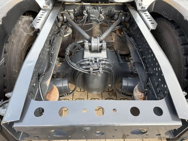 Standard SZM MERCEDES-BENZ ACTROS 1846 4x4 HAD Euro 6 Kipphydraulik