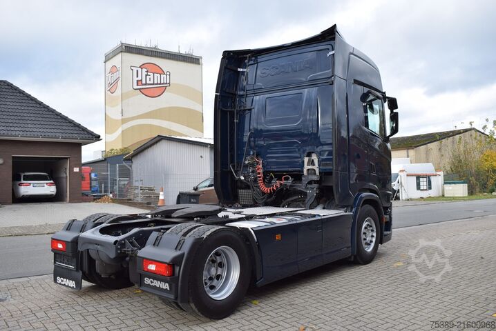 Standard tractor unit Scania S 450 Highline 2xTank LED Vollluft Retarder