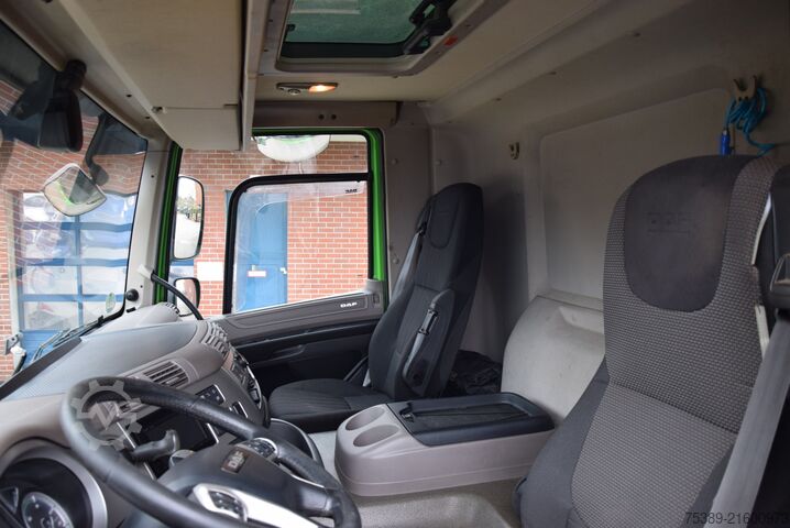 Beverage truck Daf CF 410 Böse Schwenkwandkoffer 7,10mLBW 2Ton