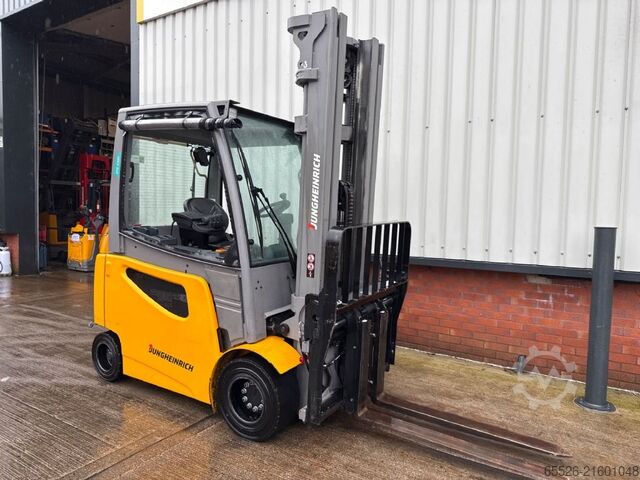 Elektro 4 Rad-Stapler Jungheinrich EFG 430 / ZVG+SS / 2661 Std.