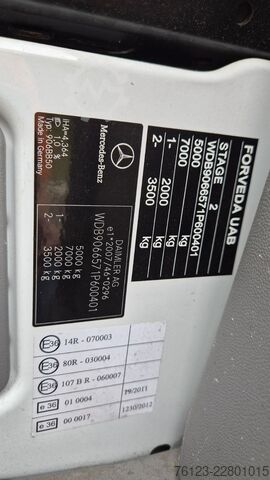 Kleinbus MERCEDES-BENZ Sprinter 516, Daily, Crafter