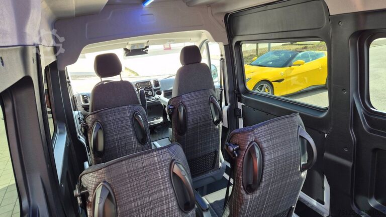 Kleinbus FIAT Fiat Ducato 9 Sitzer Systemboden Rolli Stock