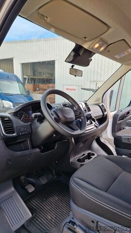 Kleinbus FIAT Fiat Ducato 9 Sitzer Systemboden Rolli Stock