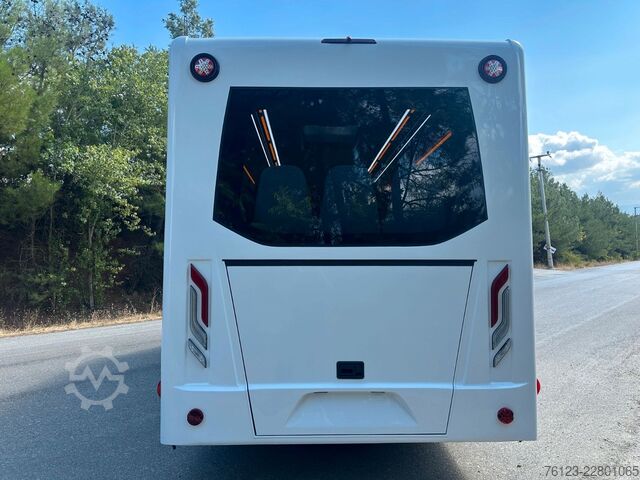 Kleinbus MERCEDES-BENZ 30 Sitzer Schul- Transferbus 519 Lagerfahrzeug