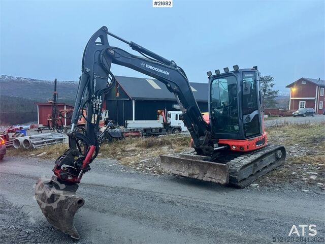 Raupenbagger Eurocomach ES57 Tracked excavator w/ Rototilt and 2 buckets.