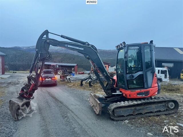 Raupenbagger Eurocomach ES57 Tracked excavator w/ Rototilt and 2 buckets.