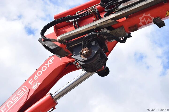 Ladepritsche Iveco Eurotrakker 260.35 FASSI F600XP FLYGIP