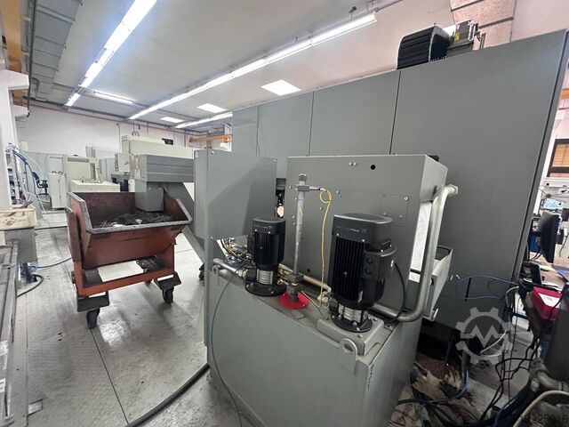 Vertical machining center DECKEL MAHO DMC 104 V