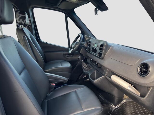 Pritschenwagen Mercedes-Benz Sprinter 211 CDI DoKa Pritsche Kompakt Klima