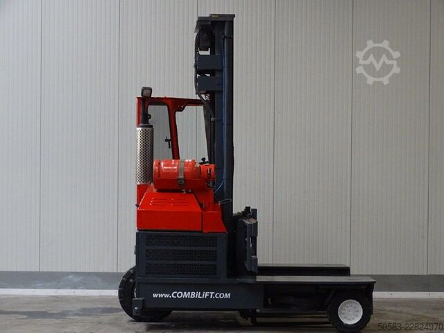 Vierwege Seitenstapler Combilift C4000 - TRIPLEX