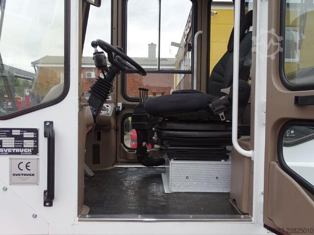 Dieselstapler Svetruck 12120-35