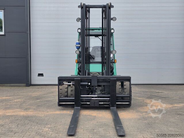 Dieselstapler Mitsubishi FD55NT