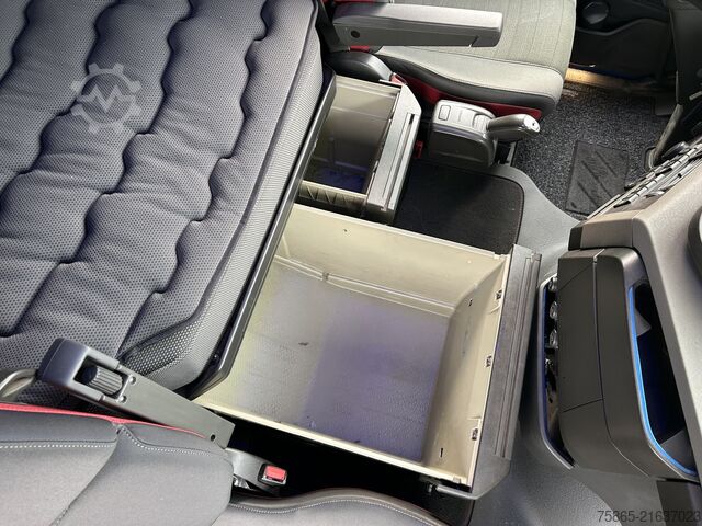 Standard tractor Volvo FH 460 Globetrotter / Dynamic Steering / 2 Tank...