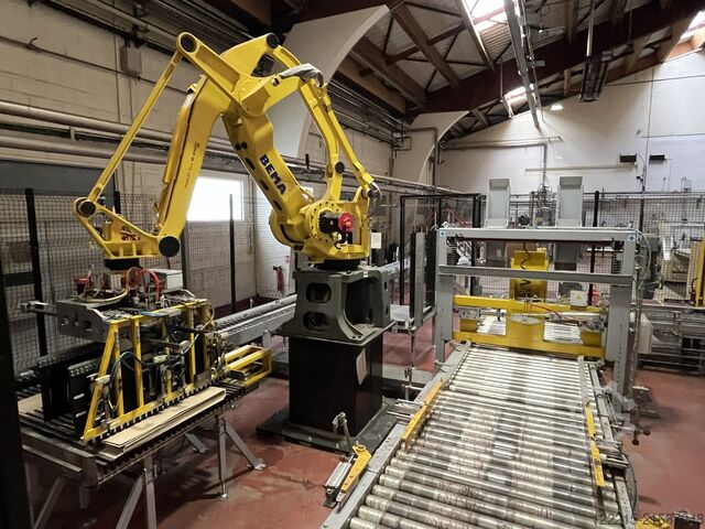 BEMA FANUC R-30iB, SILKWORM LS Palletizer (2017) BEMA Belader / Palettierer