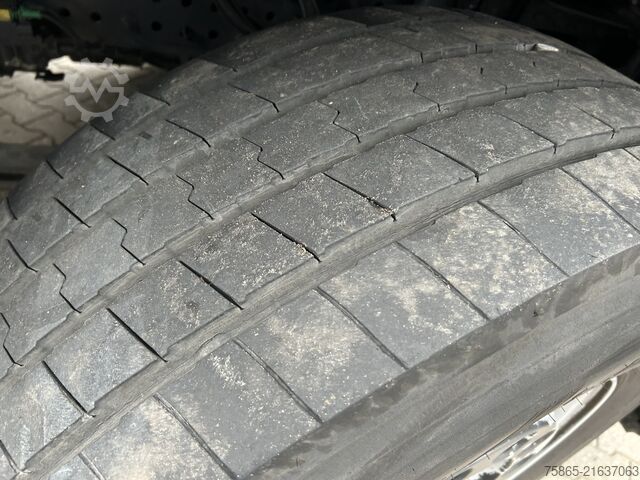 Standard tractor Mercedes-Benz Actros 1845 Gigaspace / Tacho V2 / PTO - Hydrau...