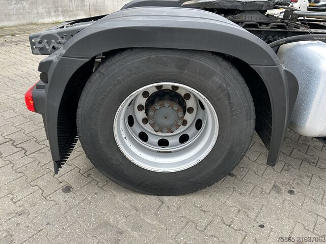 Standard tractor Mercedes-Benz Actros 1845 Gigaspace / Tacho V2 / PTO - Hydrau...