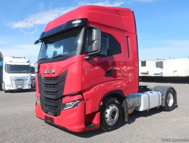 Standard SZM Iveco S-Way 460 Intrader Kompressor Standklima