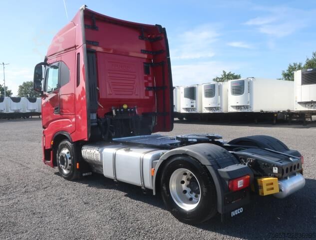 Standard SZM Iveco S-Way 460 Intrader Kompressor Standklima