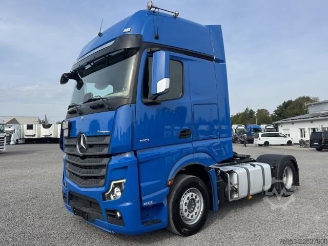 Standard SZM Mercedes-Benz 1851 LS Actros Gigaspace 2 x PTO Retarder Standkli