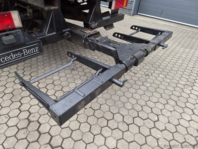Autotransporter Abschleppwagen Mercedes-Benz 817L Afspeepwagen Hydr plateau hydr lier