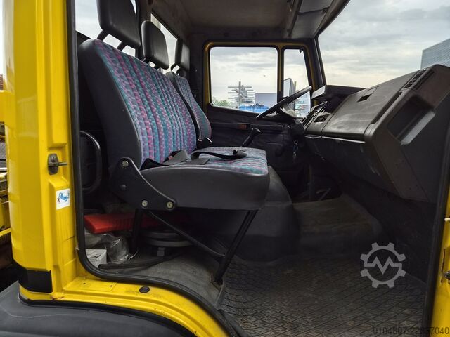 Autotransporter Abschleppwagen Mercedes-Benz 817L Afspeepwagen Hydr plateau hydr lier