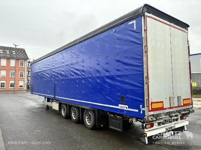 Auflieger mit Pritsche & Plane Schmitz Cargobull Curtainsider Mega Getränke