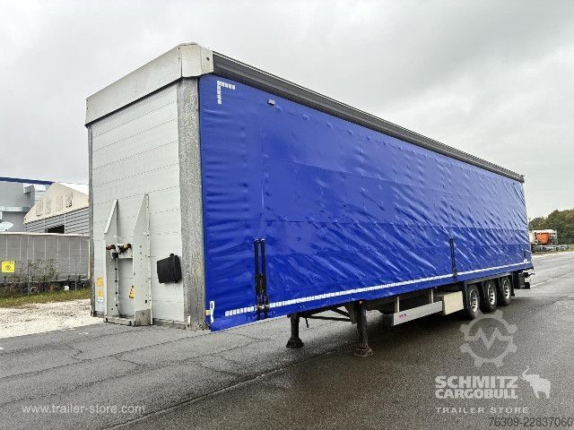 Auflieger mit Pritsche & Plane Schmitz Cargobull Curtainsider Mega Getränke