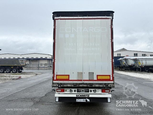 Auflieger mit Pritsche & Plane Schmitz Cargobull Curtainsider Mega Getränke