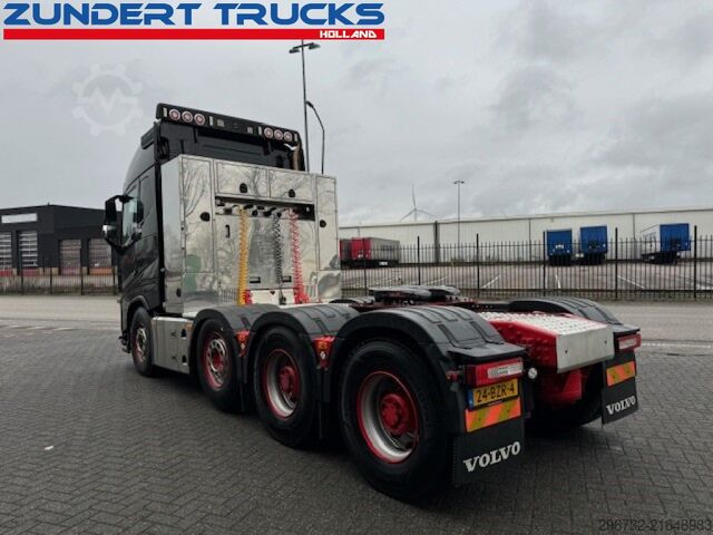 Heavy load Volvo FH16-750 GLOBETROTTER, 8x4