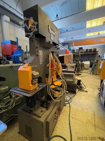 PUNCHING MACHINE FICEP 604 N FICEP